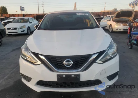 2016 Nissan Sentra S z USA, uszkodzony, nr VIN 3N1AB7AP3GY246935